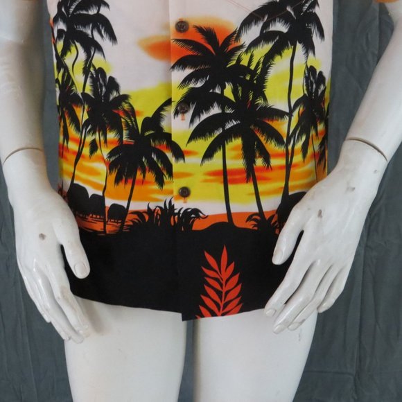 Modern Aloha Republic Hawaiian Shirt - Sun Set Design - Men's Small - Unworn ! - Picture 4 of 9